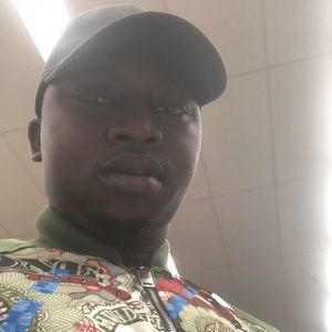 Meet your Posher, Basit